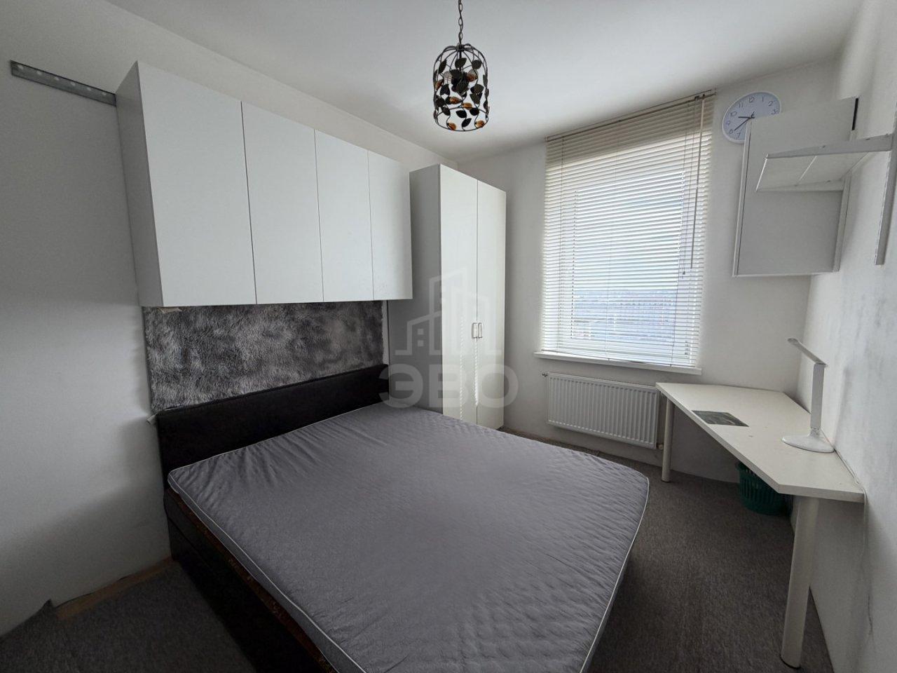 трехкомнатная квартира в Санкт-Петербурге по адресу: Шостаковича ул., 3, к 1