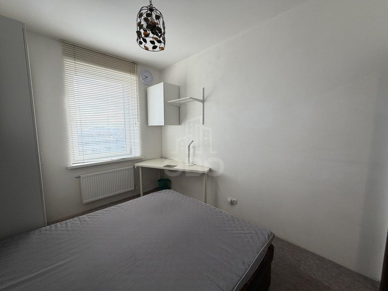 трехкомнатная квартира в Санкт-Петербурге по адресу: Шостаковича ул., 3, к 1