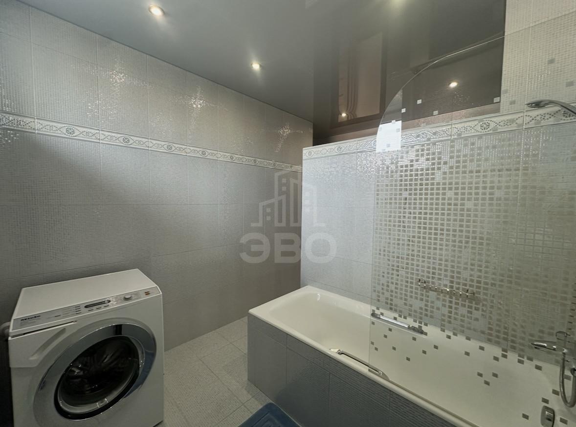 двухкомнатная квартира в Санкт-Петербурге по адресу: Петровская наб., 4