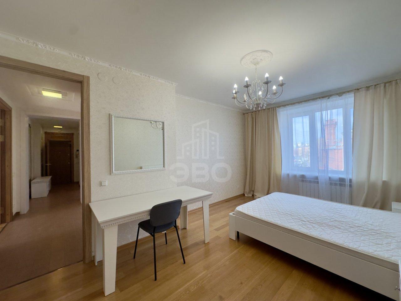 двухкомнатная квартира в Санкт-Петербурге по адресу: Петровская наб., 4