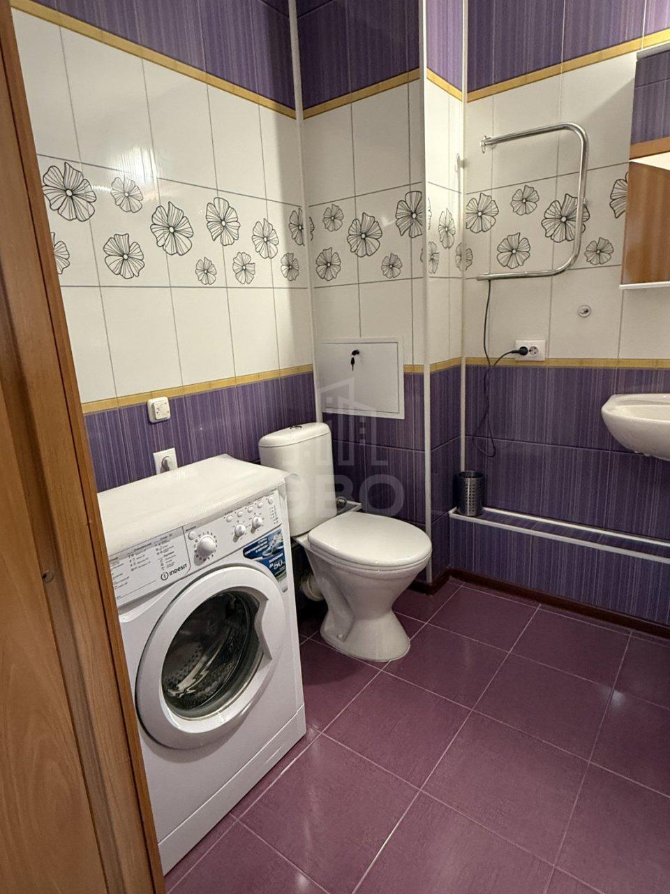 однокомнатная квартира в Санкт-Петербурге по адресу: Фёдора Абрамова ул., 23, к 1