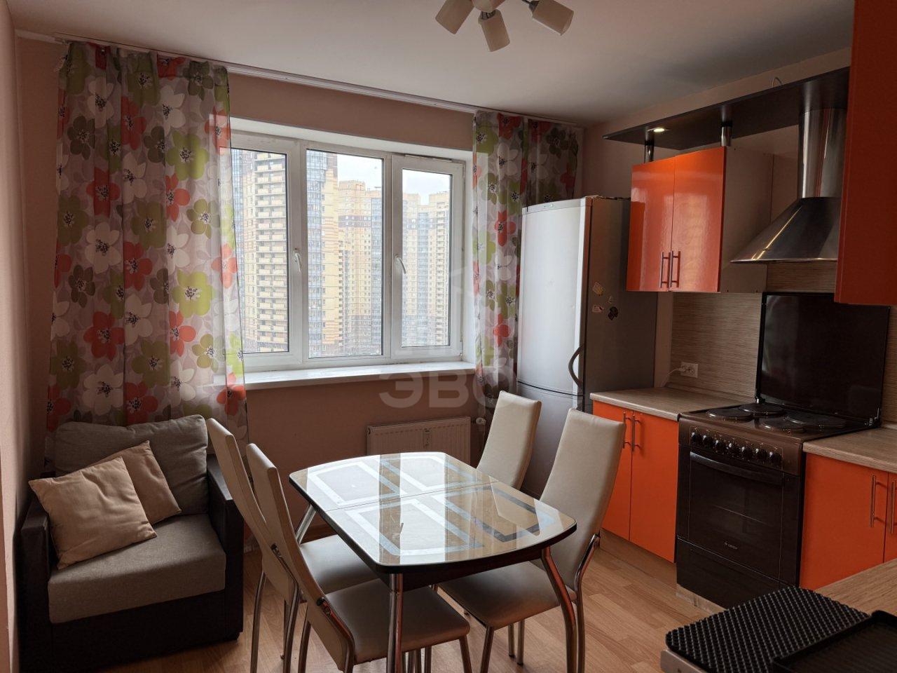 однокомнатная квартира в Санкт-Петербурге по адресу: Фёдора Абрамова ул., 23, к 1