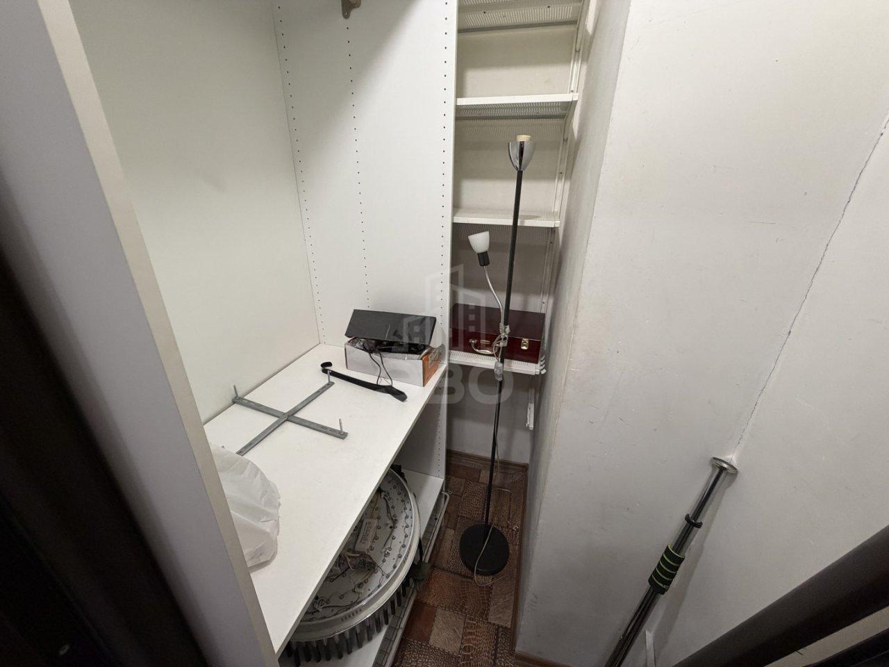 двухкомнатная квартира в Санкт-Петербурге по адресу: Есенина ул., 1, к 1