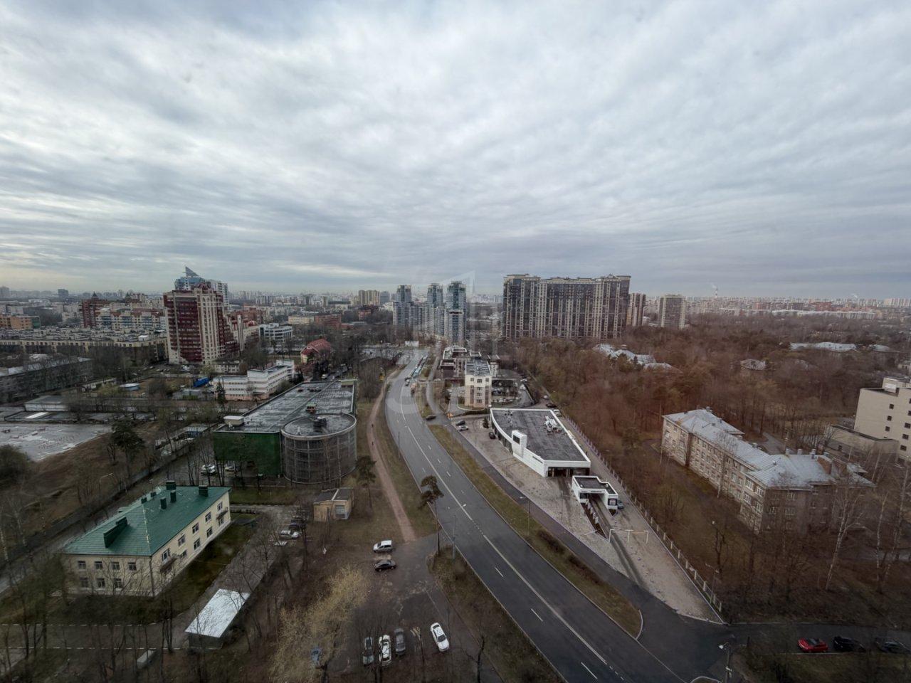 двухкомнатная квартира в Санкт-Петербурге по адресу: Есенина ул., 1, к 1