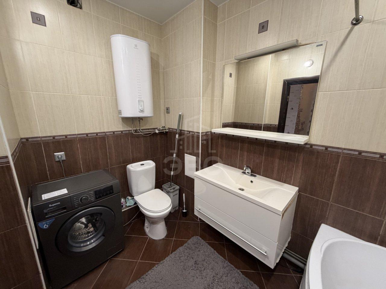 двухкомнатная квартира в Санкт-Петербурге по адресу: Есенина ул., 1, к 1