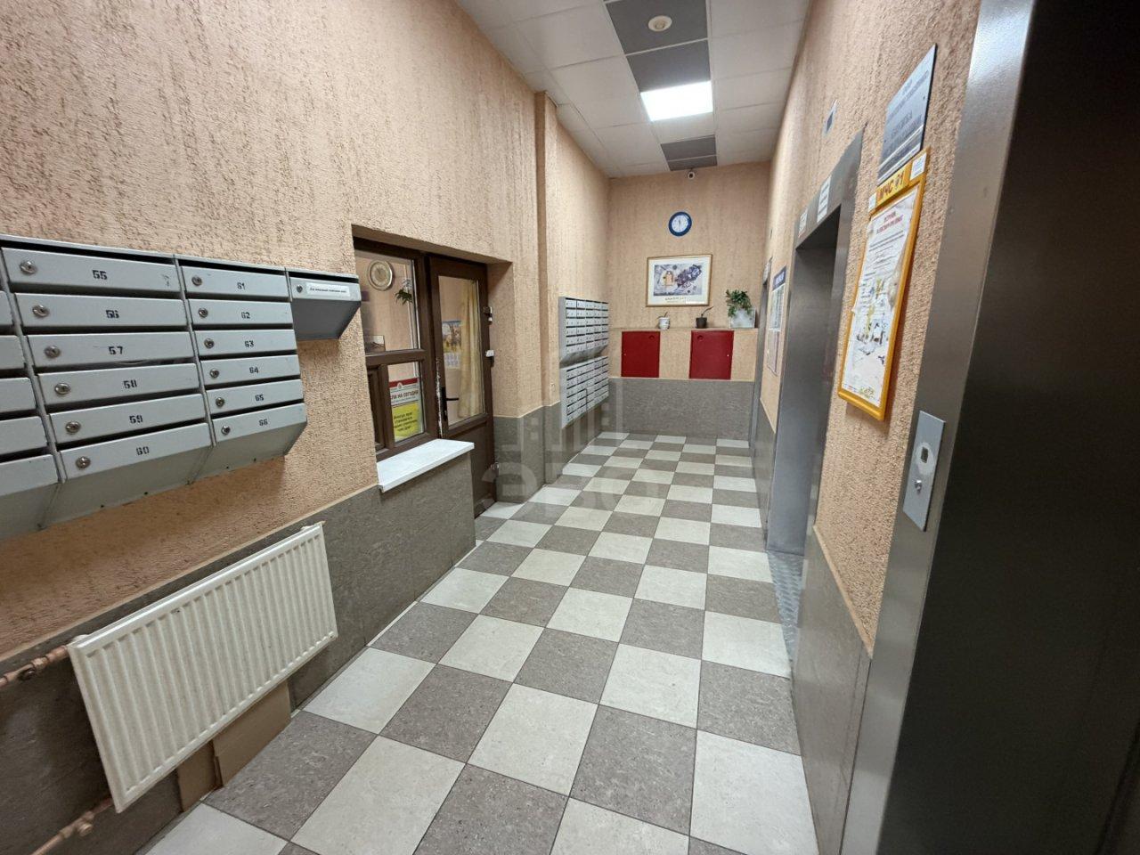 двухкомнатная квартира в Санкт-Петербурге по адресу: Есенина ул., 1, к 1