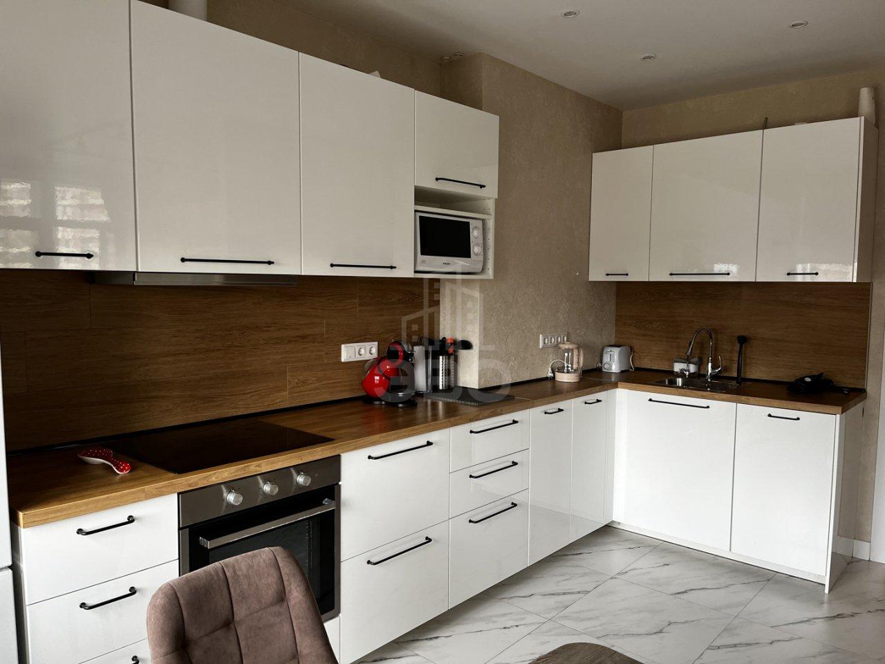 однокомнатная квартира в Санкт-Петербурге по адресу: Коломяжский проспект, 9, к 2