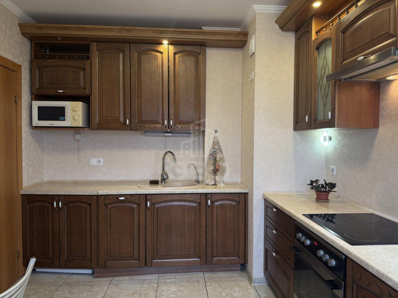 однокомнатная квартира в Санкт-Петербурге по адресу: Фёдора Абрамова ул., 21, к 3