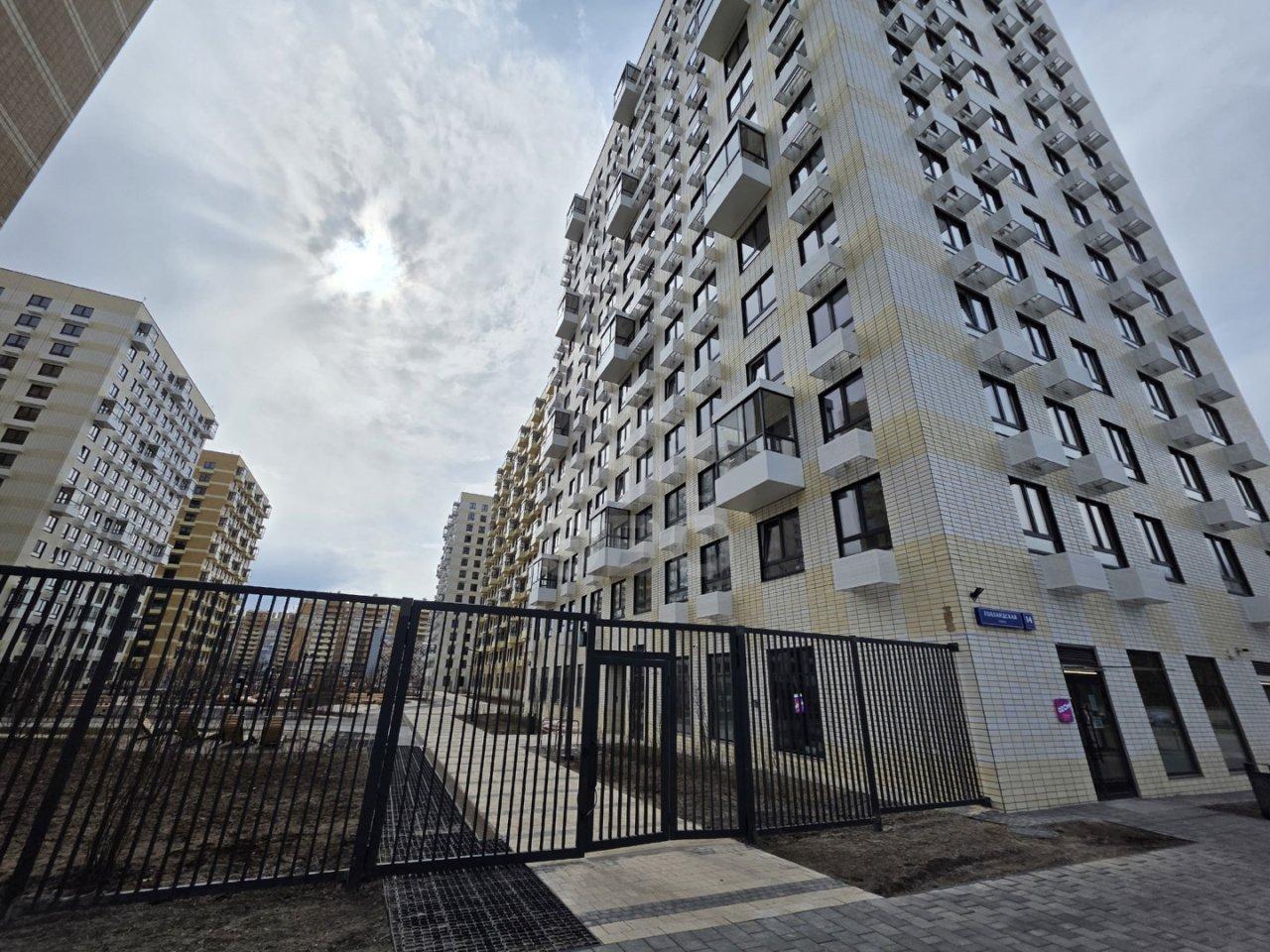 двухкомнатная квартира в Ленинградской области по адресу: Голландская ул., 14, к 1