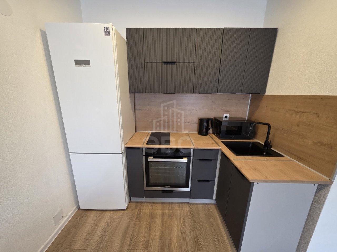 двухкомнатная квартира в Ленинградской области по адресу: Голландская ул., 14, к 1