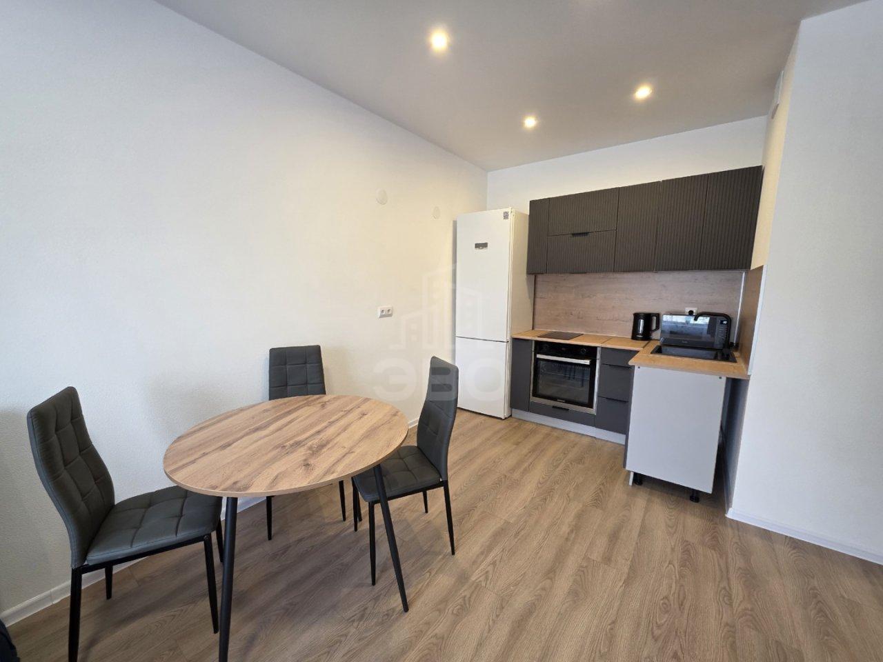 двухкомнатная квартира в Ленинградской области по адресу: Голландская ул., 14, к 1