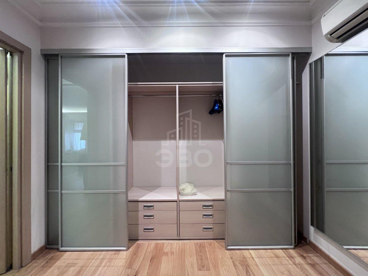 двухкомнатная квартира в Санкт-Петербурге по адресу: Конногвардейский б-р., 13