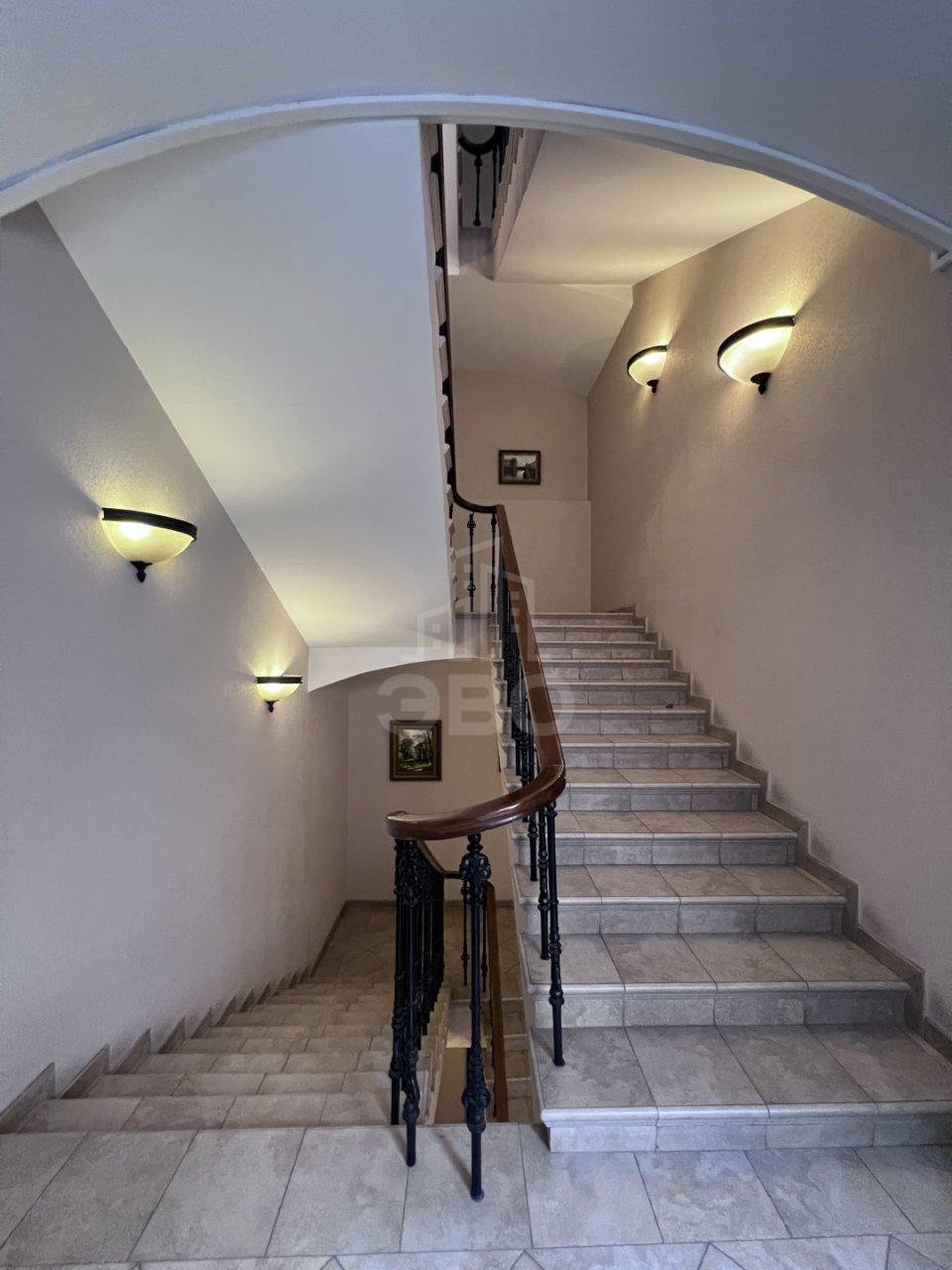 двухкомнатная квартира в Санкт-Петербурге по адресу: Конногвардейский б-р., 13