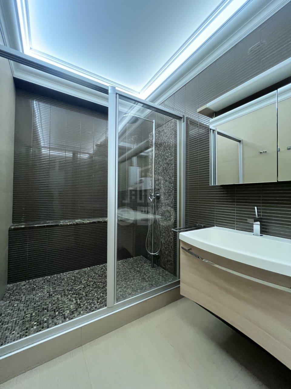 двухкомнатная квартира в Санкт-Петербурге по адресу: Конногвардейский б-р., 13