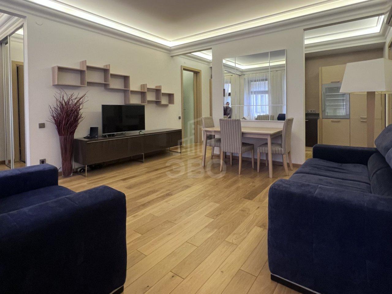 двухкомнатная квартира в Санкт-Петербурге по адресу: Конногвардейский б-р., 13