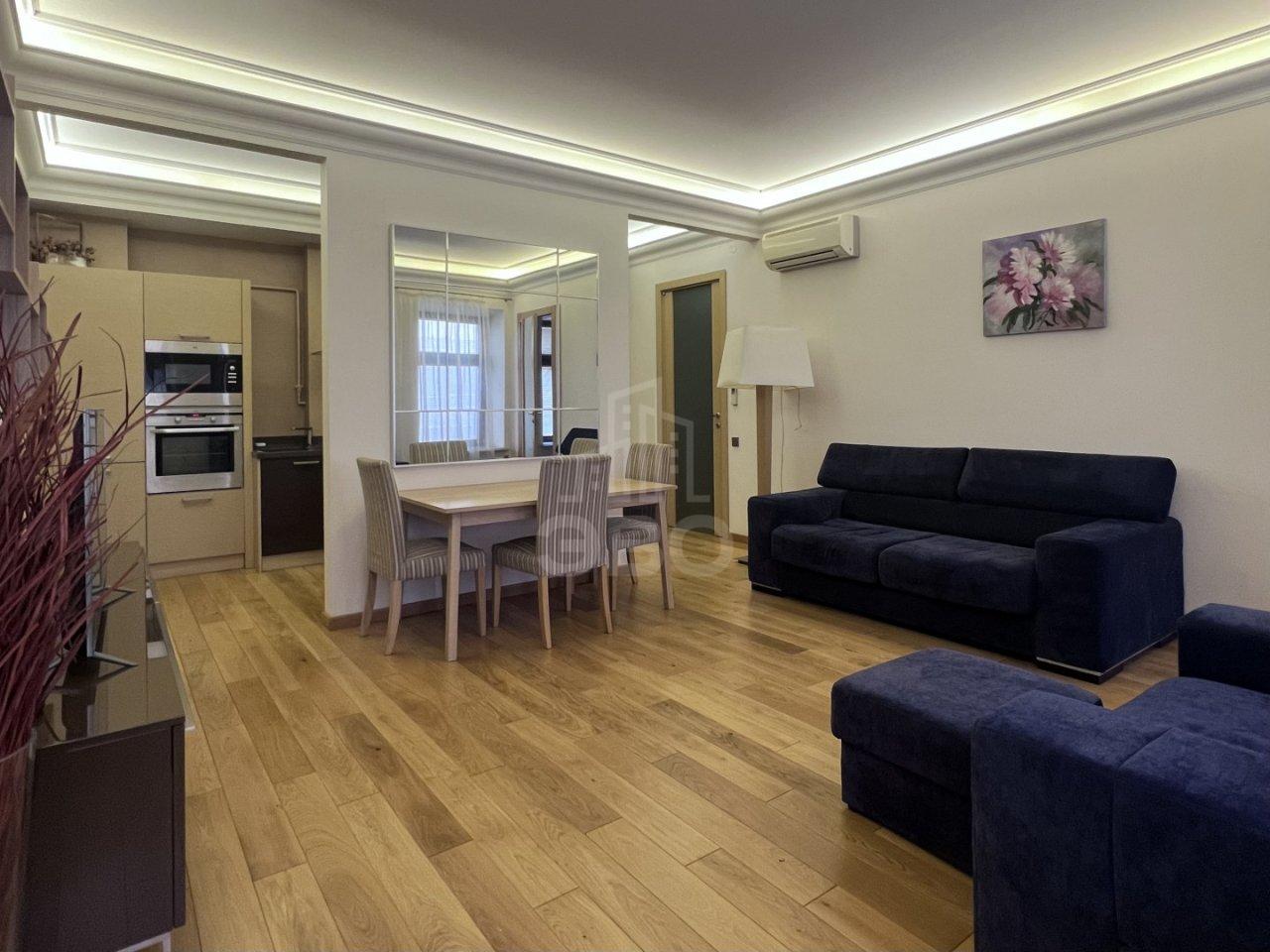 двухкомнатная квартира в Санкт-Петербурге по адресу: Конногвардейский б-р., 13