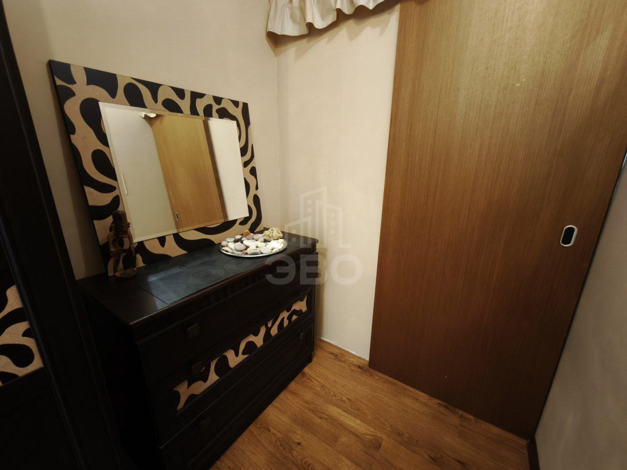 двухкомнатная квартира в Санкт-Петербурге по адресу: Тельмана ул., 52