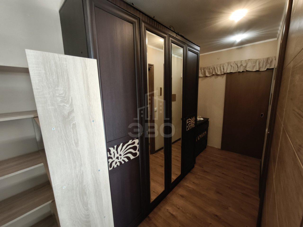 двухкомнатная квартира в Санкт-Петербурге по адресу: Тельмана ул., 52