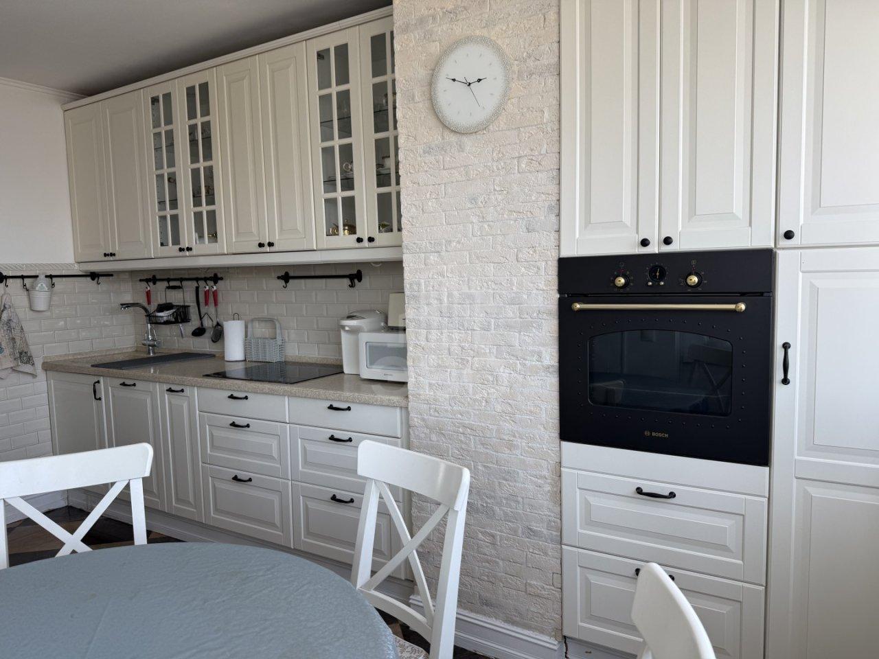 двухкомнатная квартира в Санкт-Петербурге по адресу: Энгельса проспект, 134, к 3