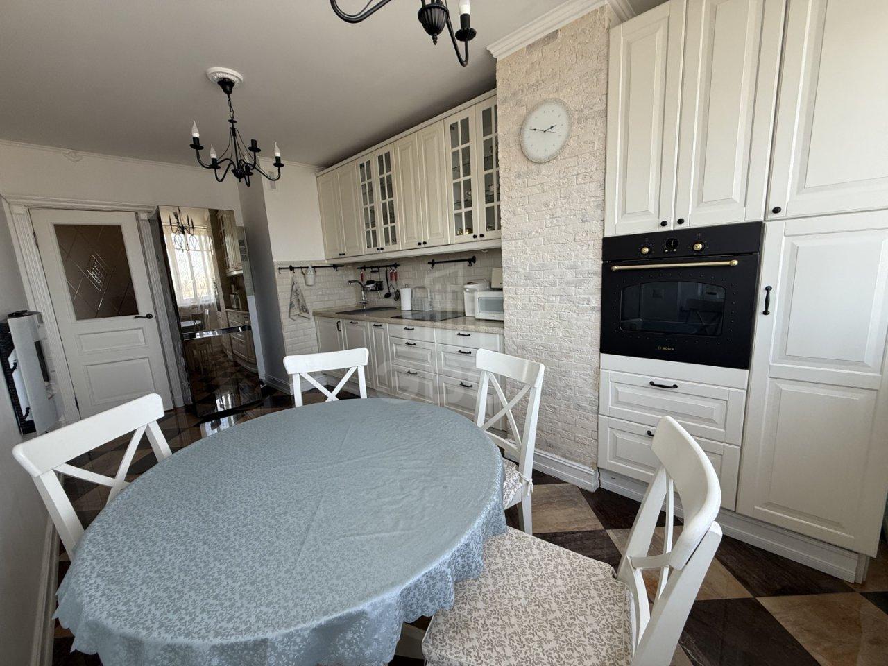 двухкомнатная квартира в Санкт-Петербурге по адресу: Энгельса проспект, 134, к 3