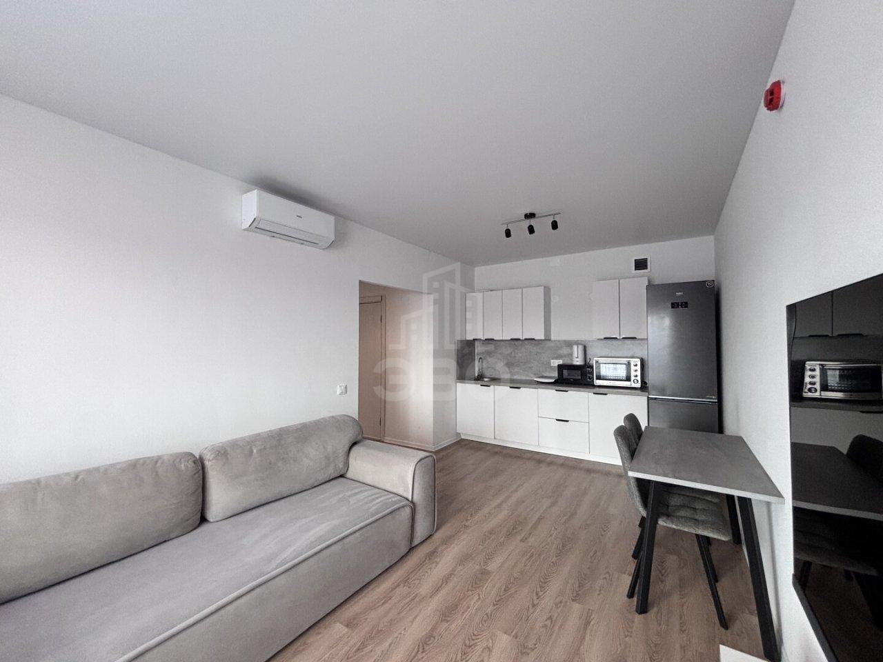 трехкомнатная квартира в Санкт-Петербурге по адресу: Большой Сампсониевский проспект, 69, к 5