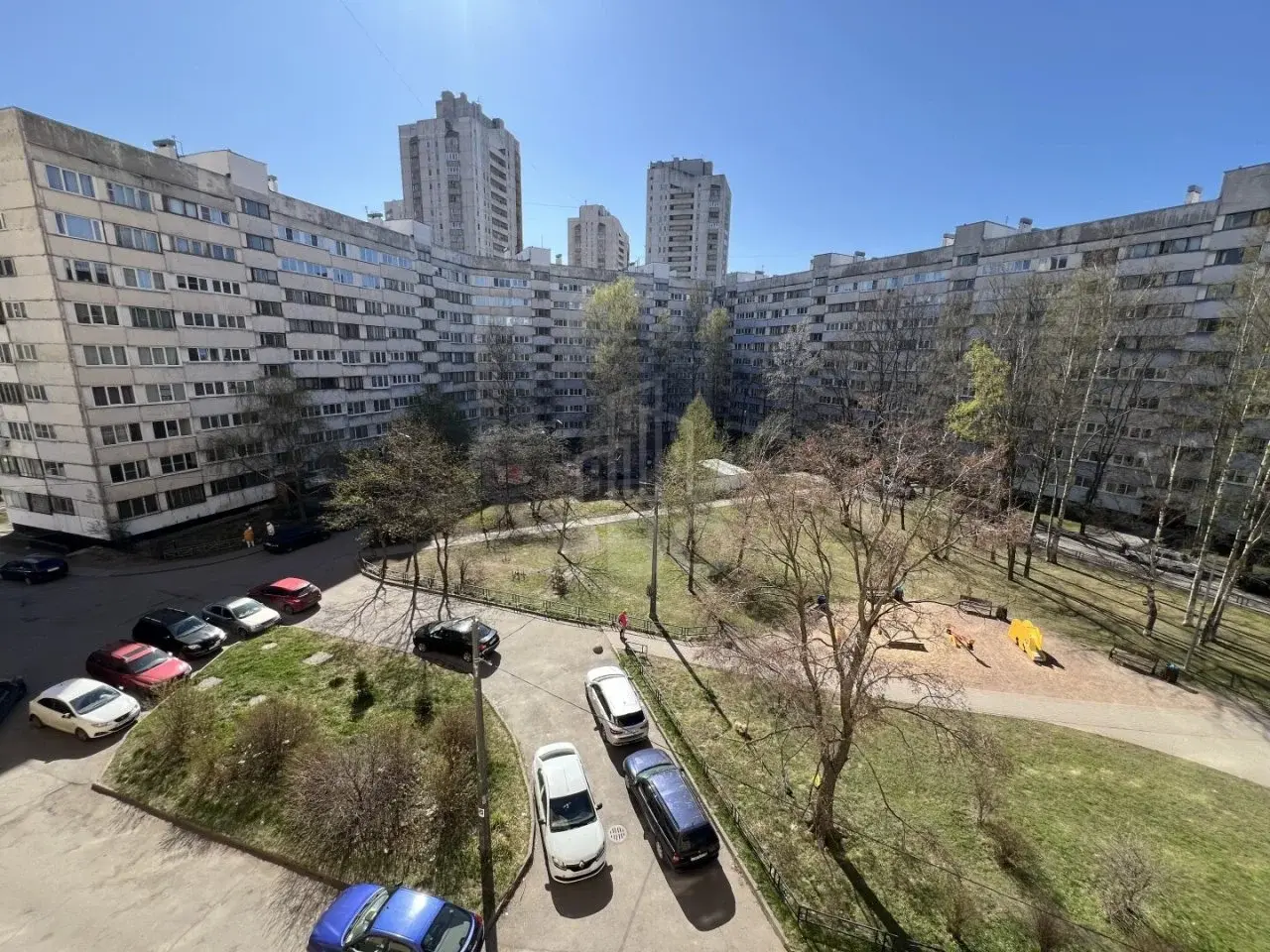 однокомнатная квартира в Санкт-Петербурге по адресу: Серебристый б-р., 38
