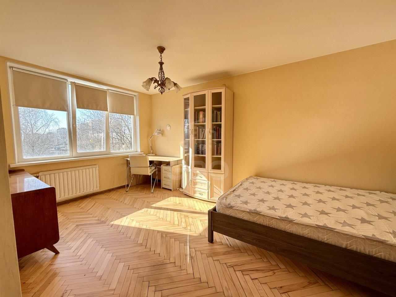 однокомнатная квартира в Санкт-Петербурге по адресу: Славы проспект, 35, к 1, литера А