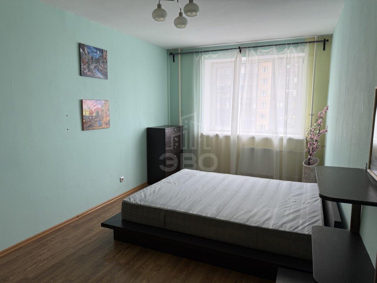 трехкомнатная квартира в Санкт-Петербурге по адресу: Фёдора Абрамова ул., 4