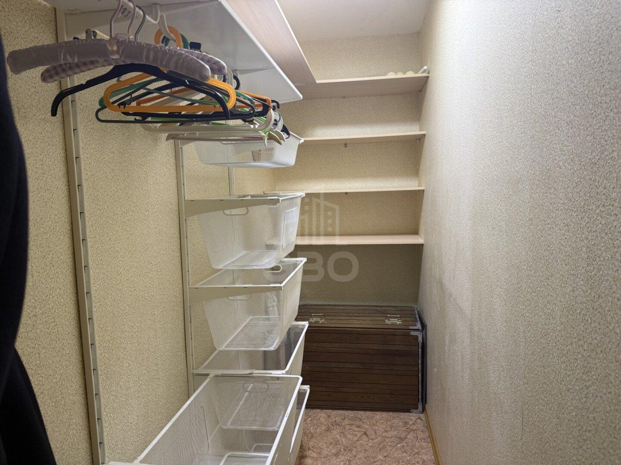 трехкомнатная квартира в Санкт-Петербурге по адресу: Фёдора Абрамова ул., 4