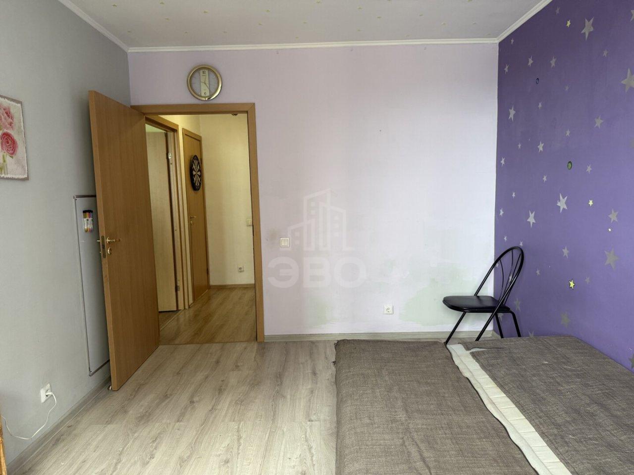 трехкомнатная квартира в Санкт-Петербурге по адресу: Фёдора Абрамова ул., 4