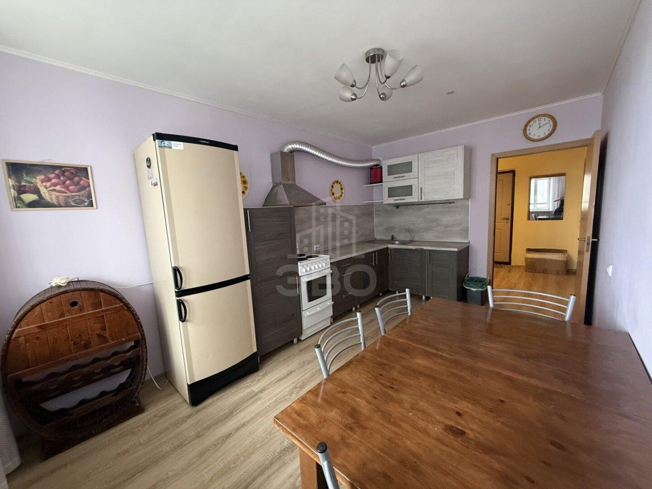 трехкомнатная квартира в Санкт-Петербурге по адресу: Фёдора Абрамова ул., 4