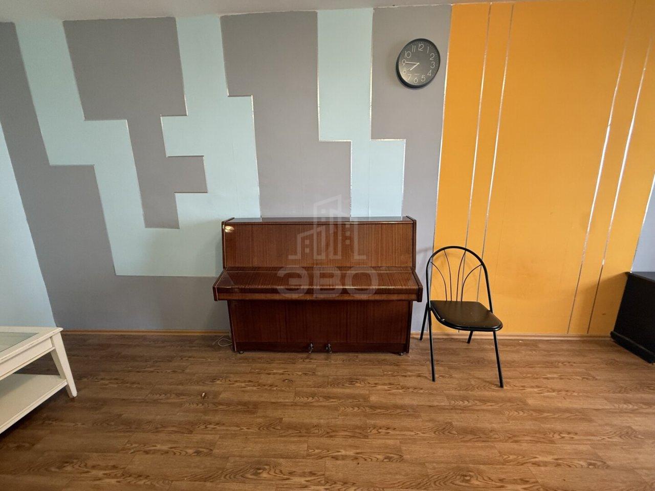 трехкомнатная квартира в Санкт-Петербурге по адресу: Фёдора Абрамова ул., 4