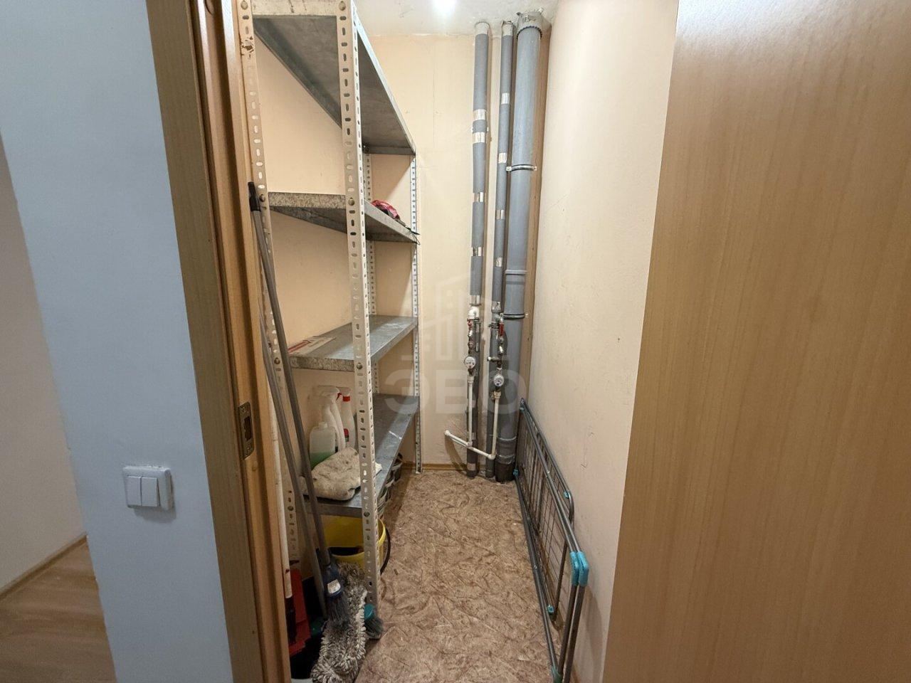 трехкомнатная квартира в Санкт-Петербурге по адресу: Фёдора Абрамова ул., 4