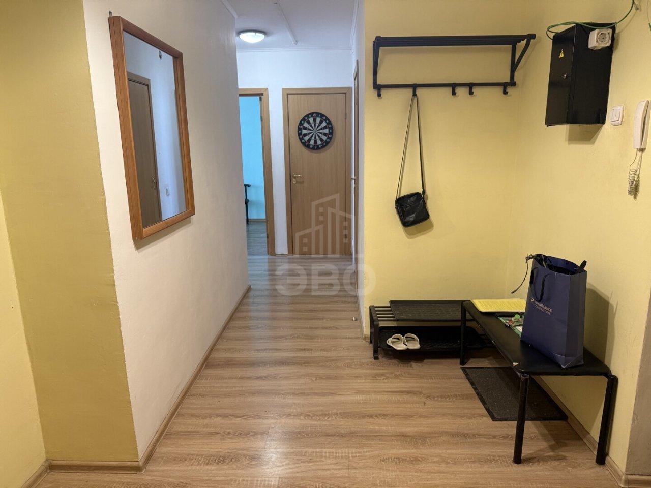 трехкомнатная квартира в Санкт-Петербурге по адресу: Фёдора Абрамова ул., 4