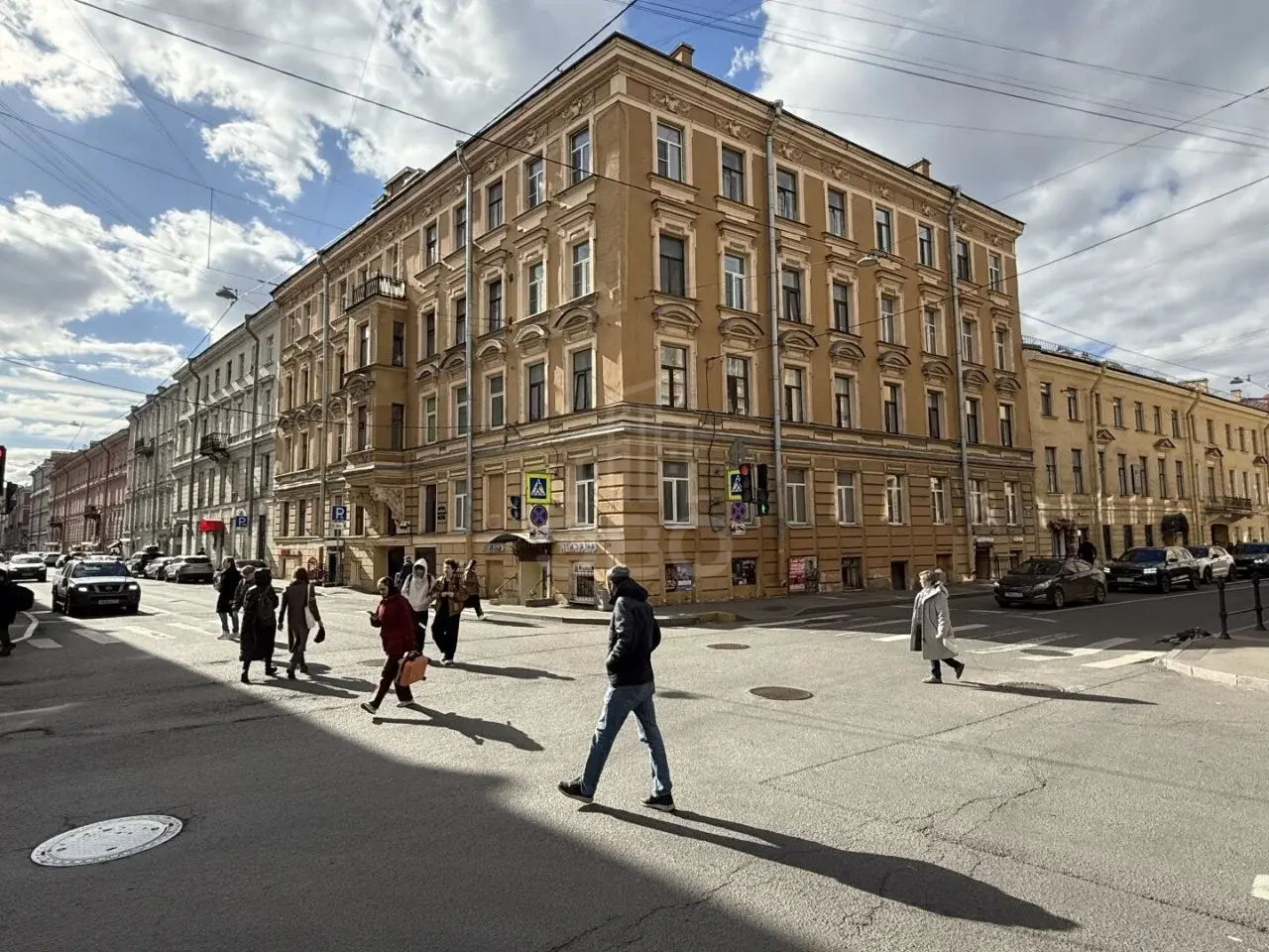 коммерция в Санкт-Петербурге по адресу: Декабристов ул., 9, литера А