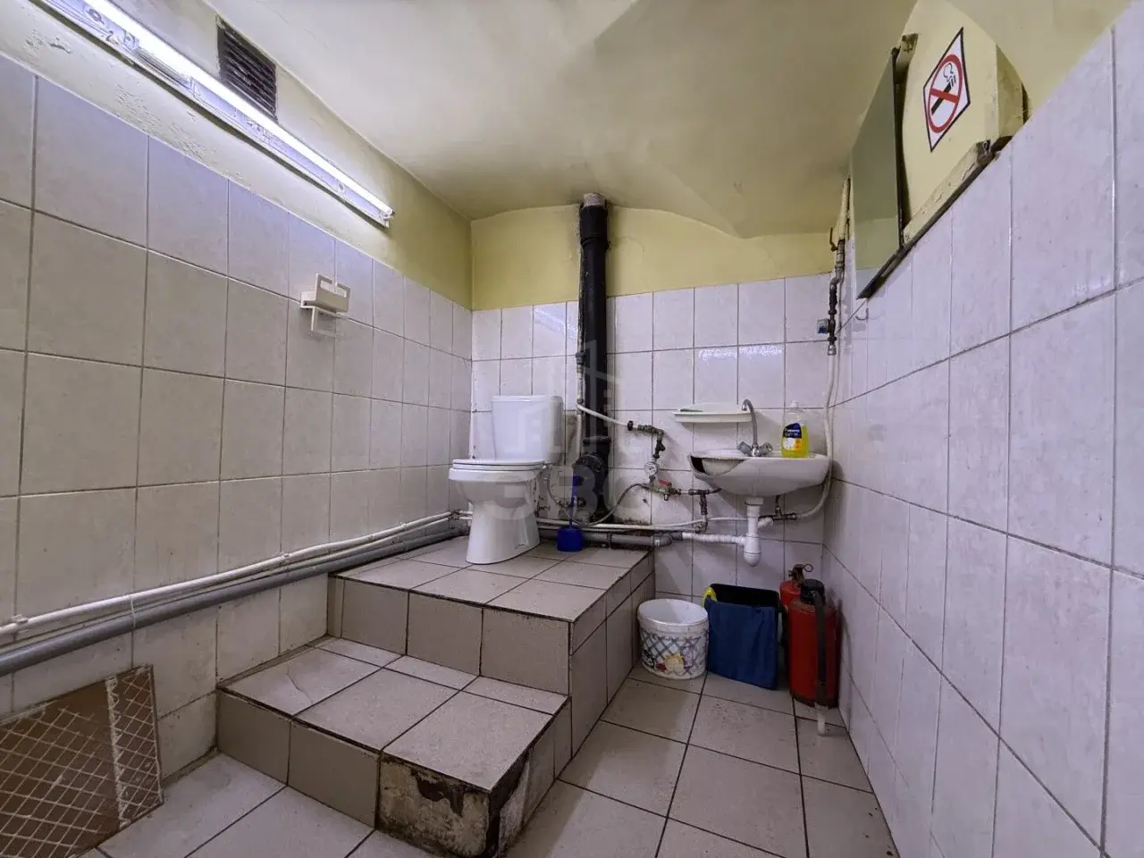 коммерция в Санкт-Петербурге по адресу: Декабристов ул., 9, литера А