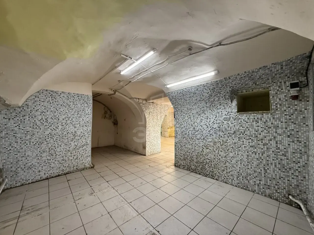 коммерция в Санкт-Петербурге по адресу: Декабристов ул., 9, литера А
