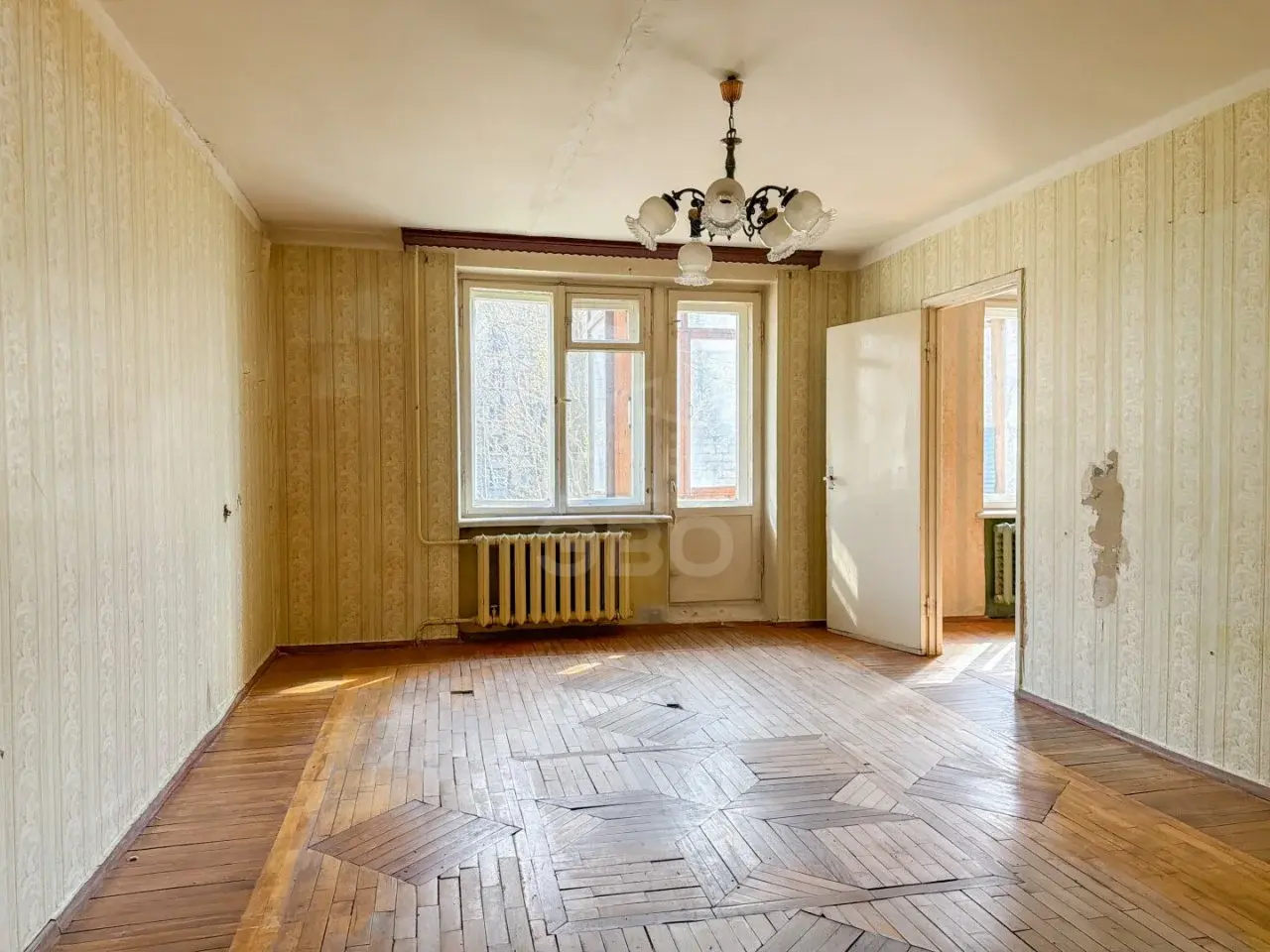 трехкомнатная квартира в Санкт-Петербурге по адресу: Стойкости ул., 15