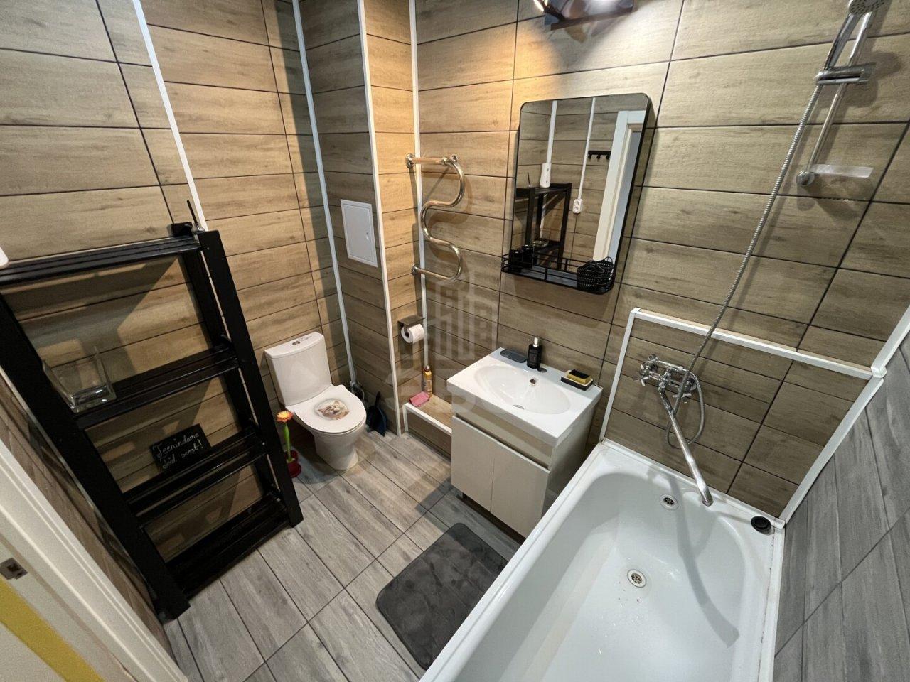 однокомнатная квартира в Санкт-Петербурге по адресу: Юнтоловский проспект, 49, к 7