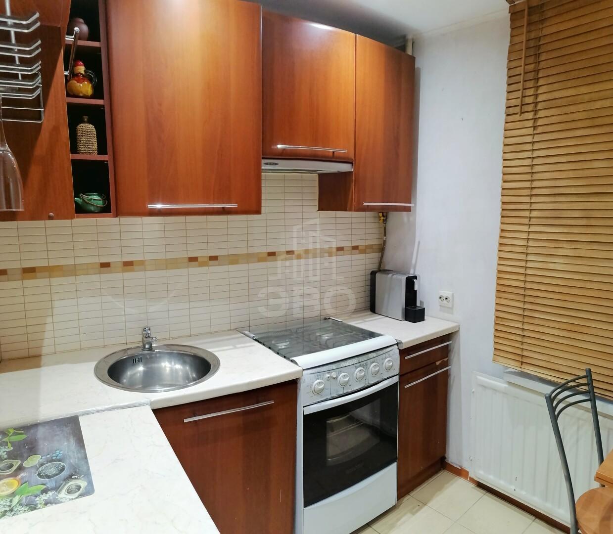 четырехкомнатная квартира в Санкт-Петербурге по адресу: Ленинский проспект, 129, к 4