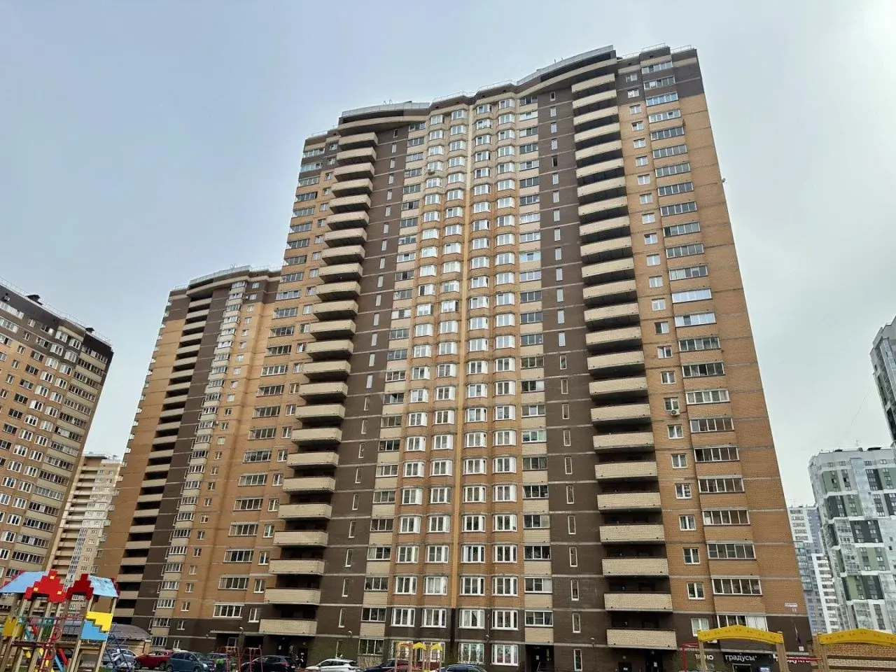 двухкомнатная квартира в Санкт-Петербурге по адресу: Кушелевская дорога., 5, к 3