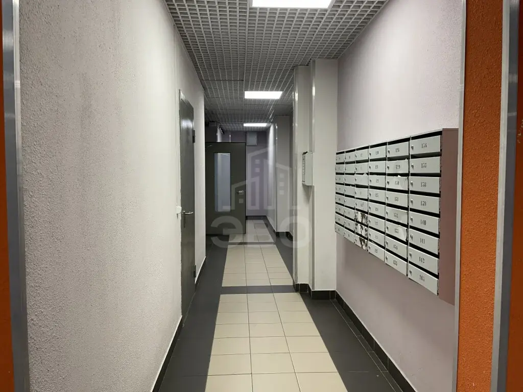 трехкомнатная квартира в Санкт-Петербурге по адресу: Богословская ул., 4, к 1, строение 1