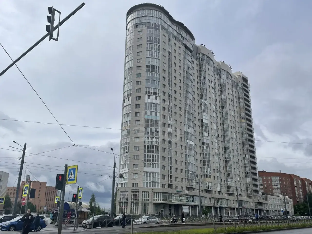 однокомнатная квартира в Санкт-Петербурге по адресу: Авиаконструкторов проспект, 2