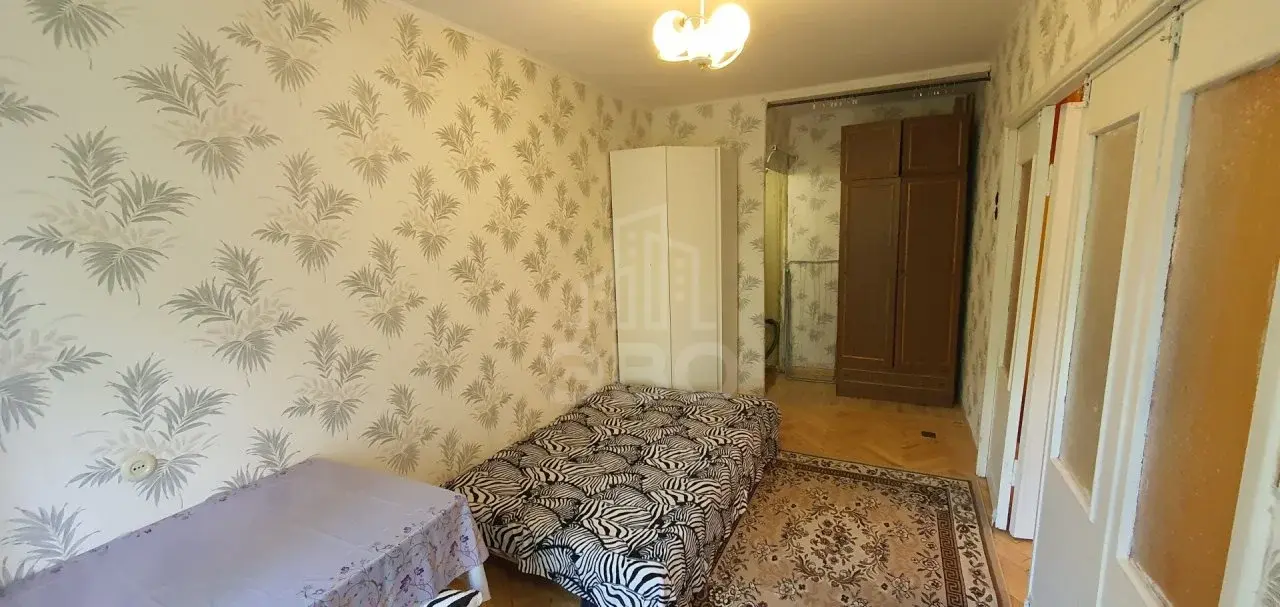 двухкомнатная квартира в Санкт-Петербурге по адресу: Таврическая ул., 2, к г
