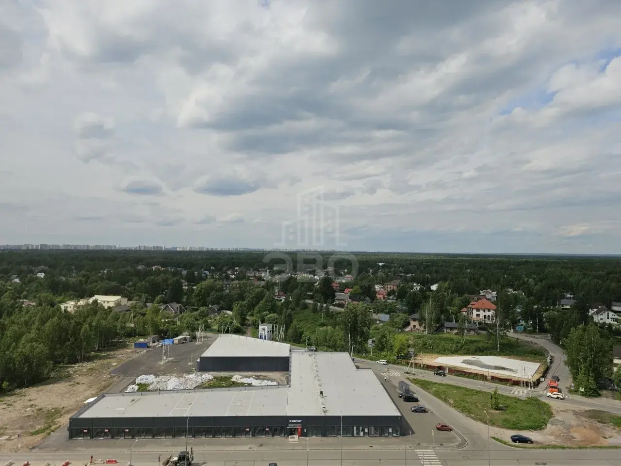 студия в Ленинградской области по адресу: Александра Разгонина ул., 1, к 3