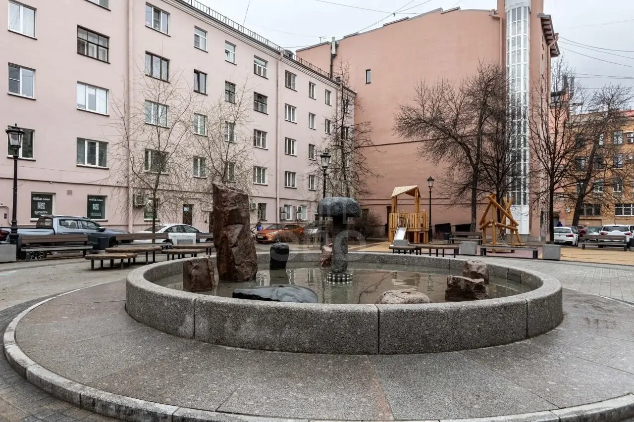 двухкомнатная квартира в Санкт-Петербурге по адресу: Невский проспект, 148