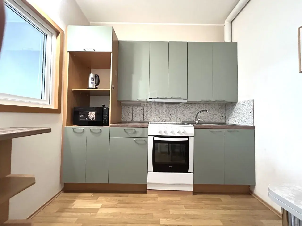 двухкомнатная квартира в Санкт-Петербурге по адресу: Композиторов ул., 12