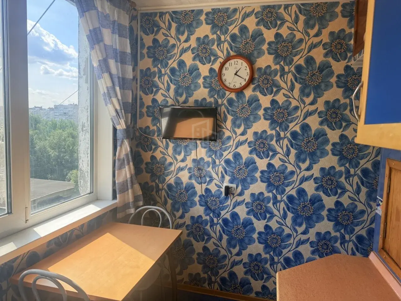 двухкомнатная квартира в Санкт-Петербурге по адресу: Дыбенко ул., 27, к 1