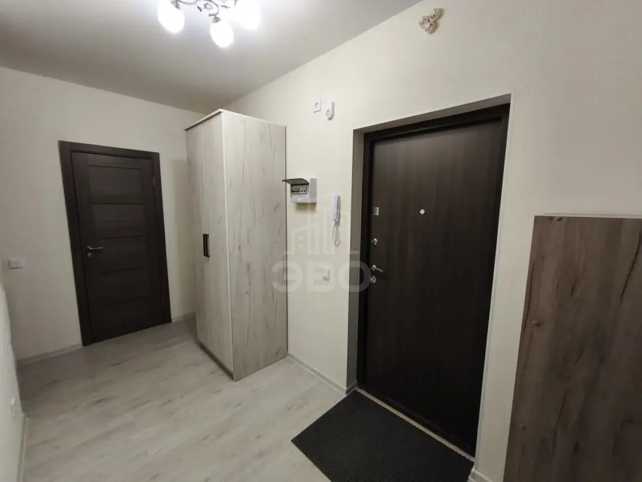 двухкомнатная квартира в Санкт-Петербурге по адресу: Парфеновская ул., 7, к 3