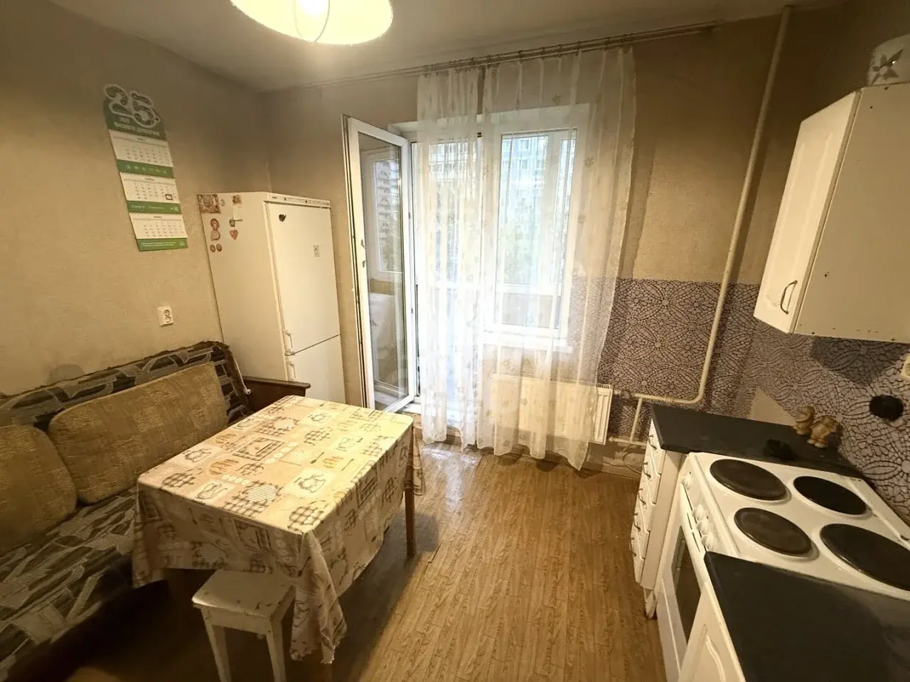 однокомнатная квартира в Санкт-Петербурге по адресу: Есенина ул., 16, к 1